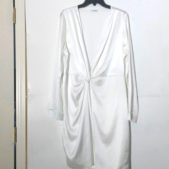 FASHION NOVA SUGAR FREE CREAM SATIN DRESS SIZE 2XL - Picture 10 of 10